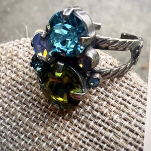 Elegant Silver Ring with Blue and Green Stones S